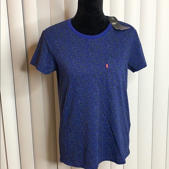 Levi’s Leopard Print Perfect Pocket Tee Shirt - Picture 2 of 4